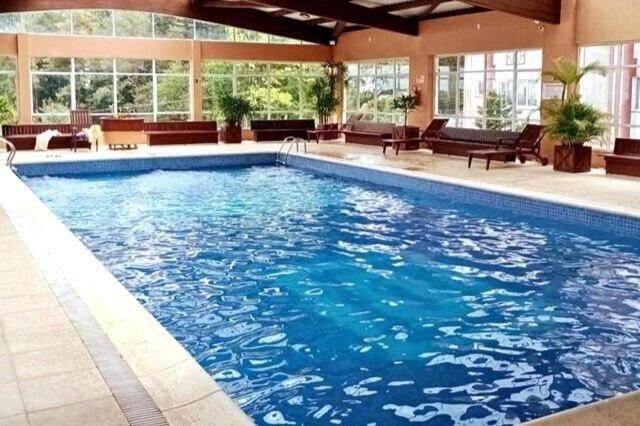 Apartamento No Residencial Village No Centro De Gramado, Com Piscina Aquecida E Hidromassagem 外观 照片