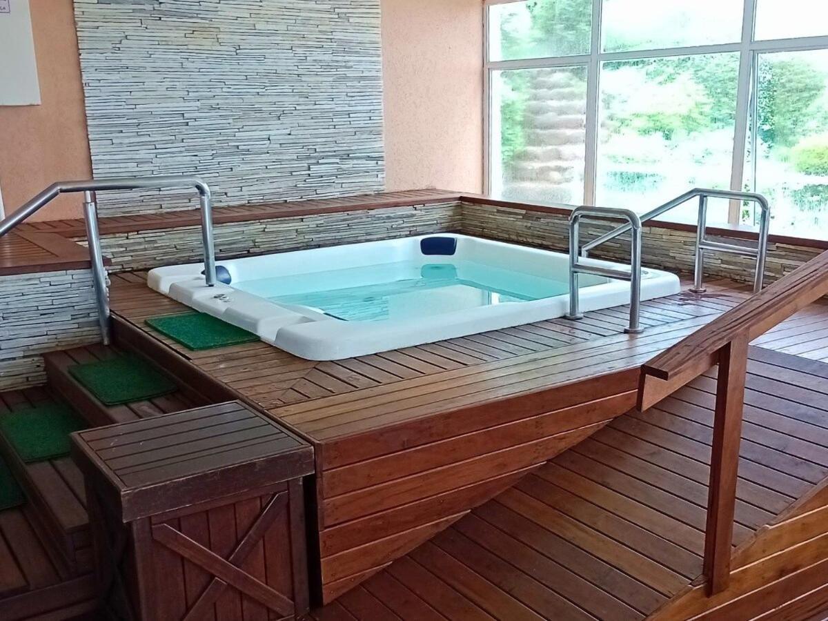 Apartamento No Residencial Village No Centro De Gramado, Com Piscina Aquecida E Hidromassagem 外观 照片